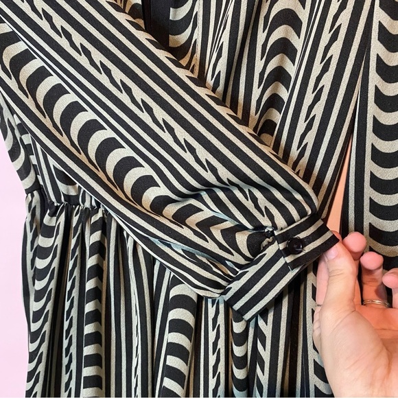 Vintage Studio 36 Chevron Print Modest Dress - Picture 6 of 7